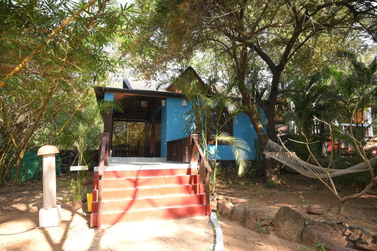 La La Land Resort Goa By Spicy Mango 帕罗林 外观 照片