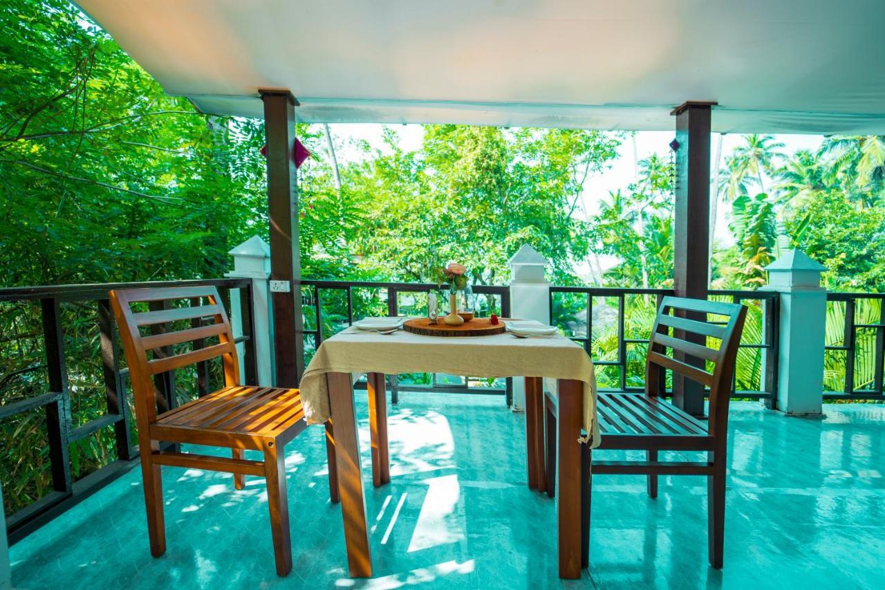 La La Land Resort Goa By Spicy Mango 帕罗林 外观 照片