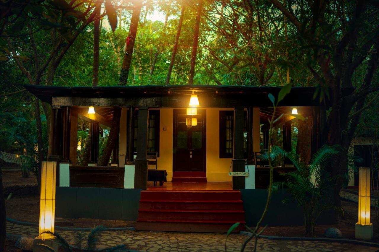 La La Land Resort Goa By Spicy Mango 帕罗林 外观 照片