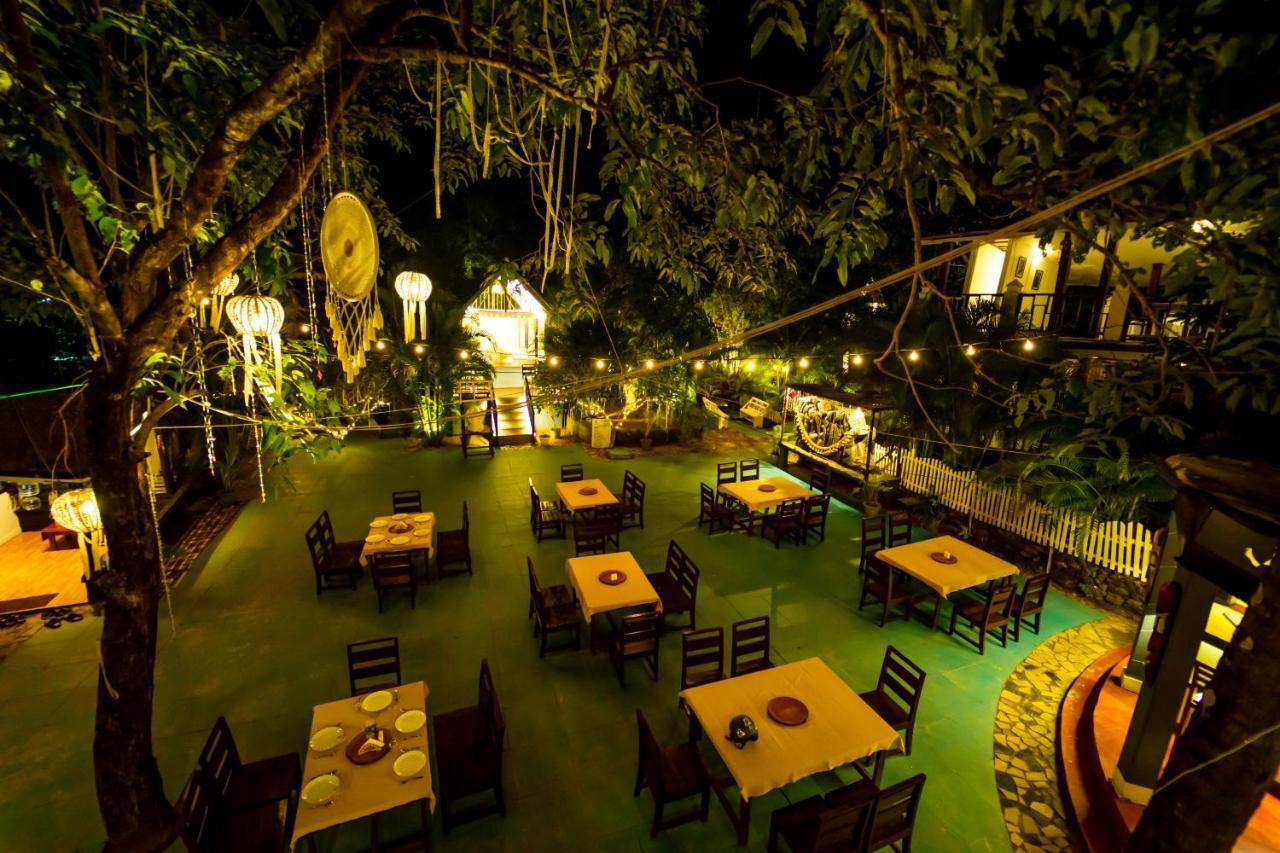 La La Land Resort Goa By Spicy Mango 帕罗林 外观 照片