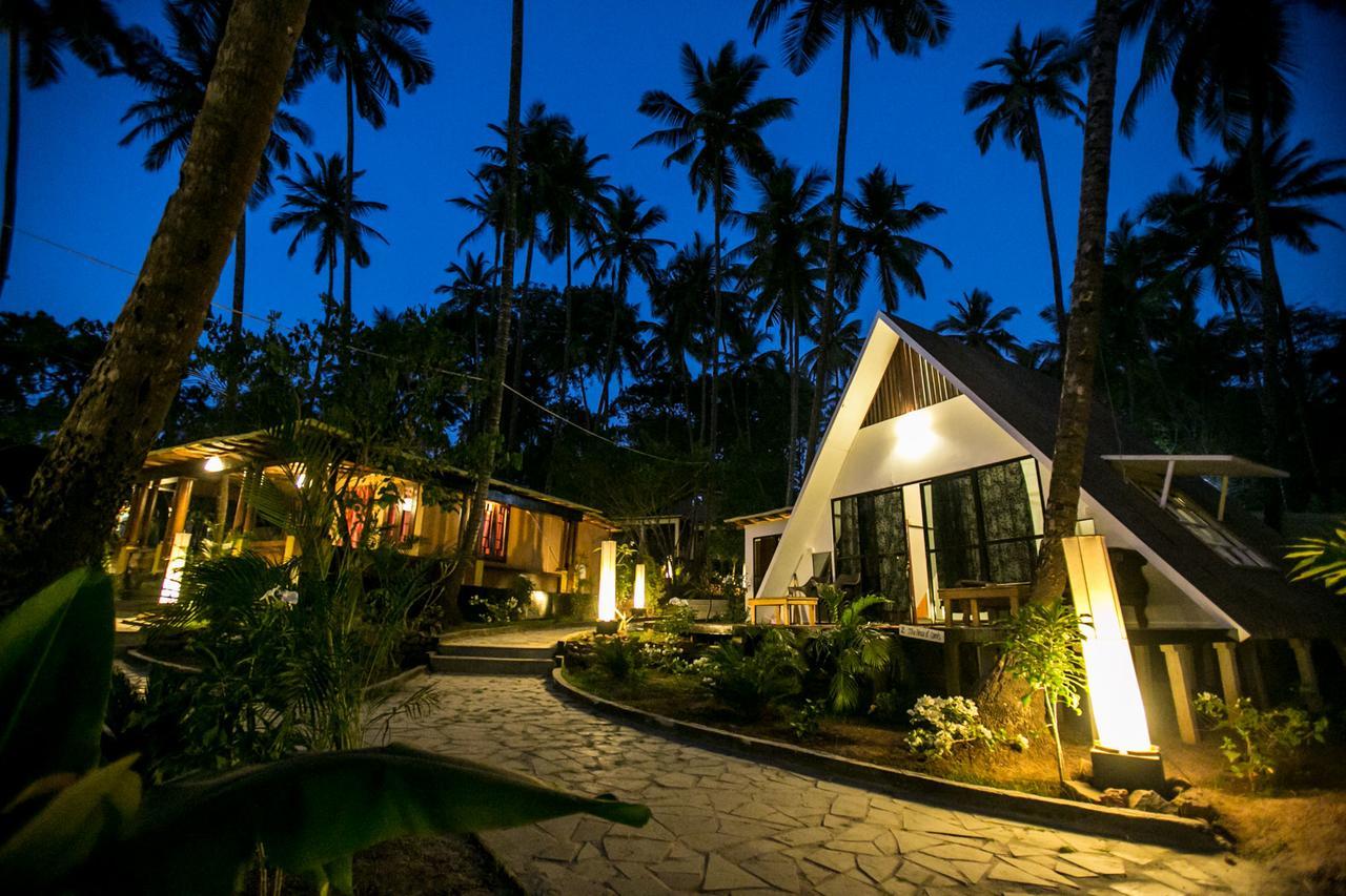 La La Land Resort Goa By Spicy Mango 帕罗林 外观 照片